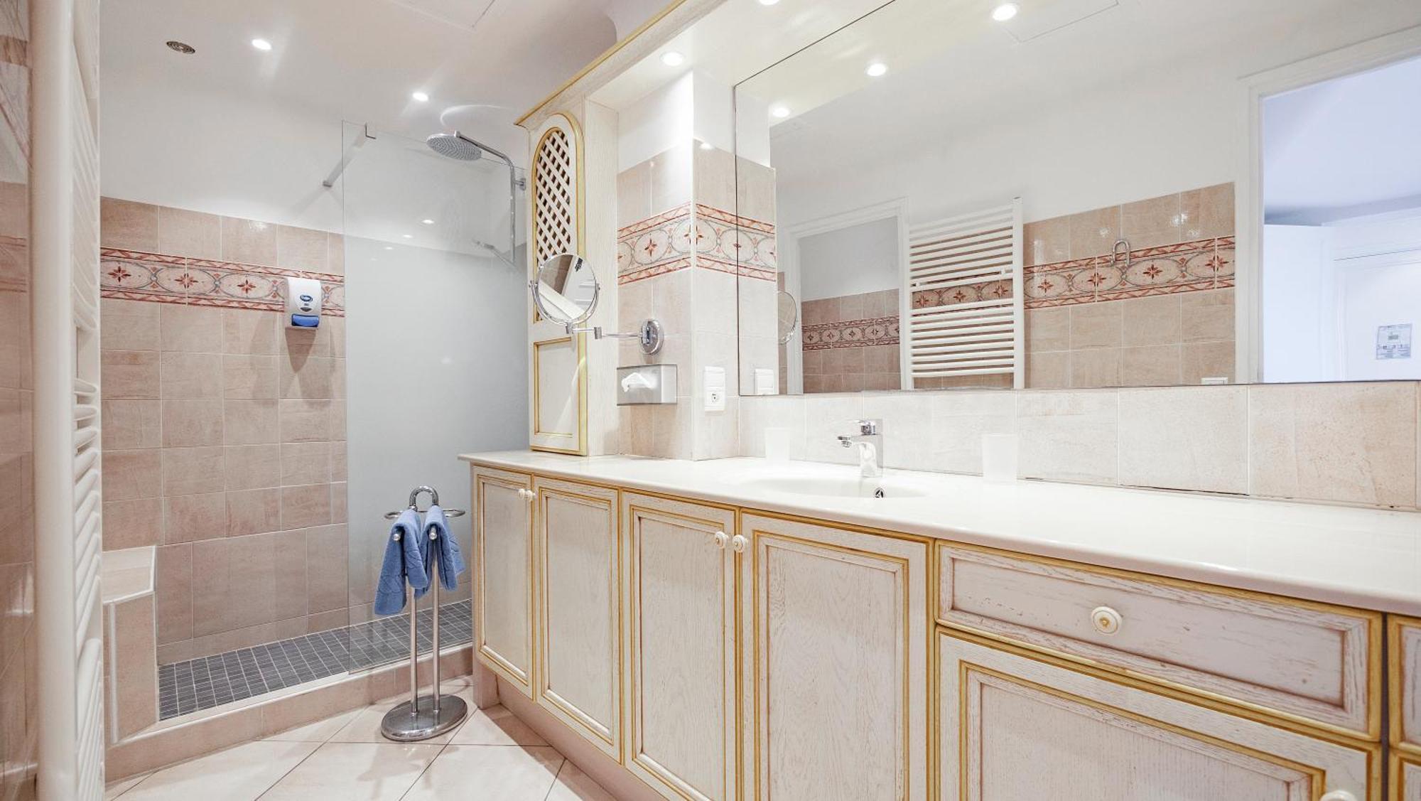 سانت ماكسيم Residence Les Tourelles المظهر الخارجي الصورة